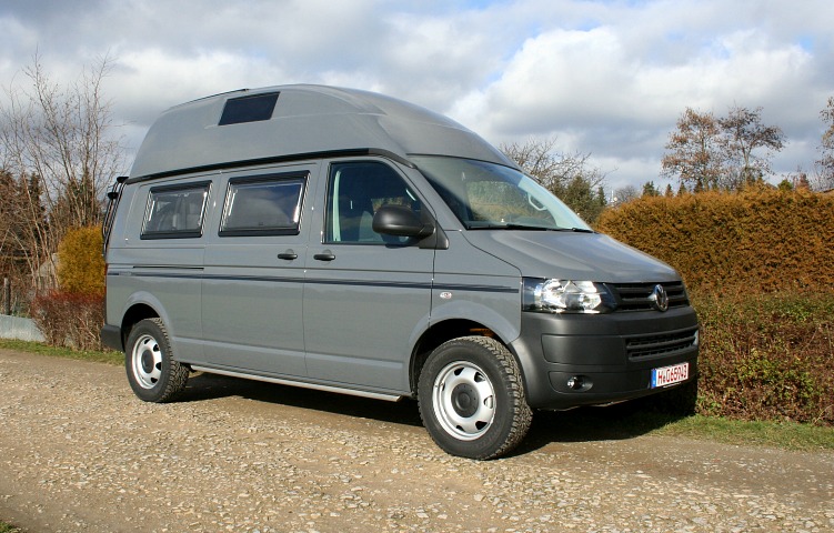 Транспортер т5 москва. Фольксваген Транспортер т5. Фольксваген т5 long. Volkswagen Transporter т5 Лонг 2010. Т-5 Фольксваген 2.5.