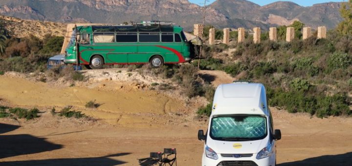 Spanien mit dem Wohnmobil Nugget und Bus